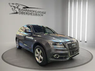 AUDI Q5 2.0 TDI quattro S-tronic
