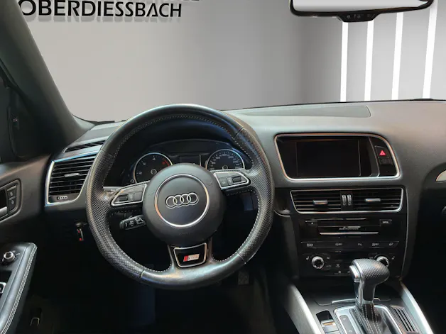 AUDI Q5 2.0 TDI quattro S-tronic