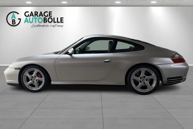 PORSCHE 911 Carrera 4 S