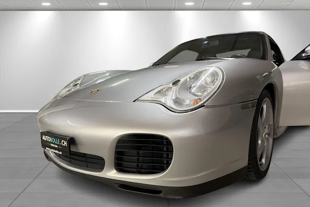 PORSCHE 911 Carrera 4 S