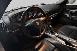 PORSCHE 911 Carrera 4 S