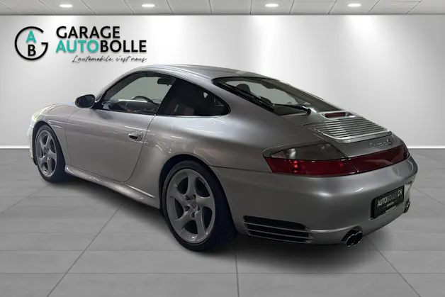 PORSCHE 911 Carrera 4 S