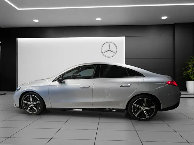 MERCEDES-BENZ CLA 200 8G-DCT