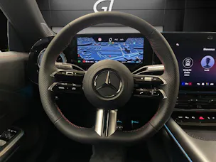 MERCEDES-BENZ CLA 200 8G-DCT