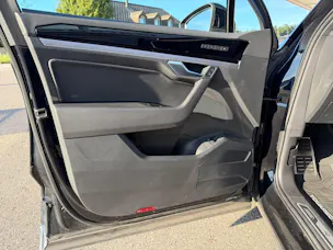 VW Touareg 3.0 TSI eHybrid R Tiptronic