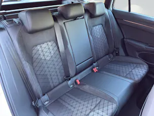VW Golf Variant 1.5 eTSI mHEV R-Line DSG