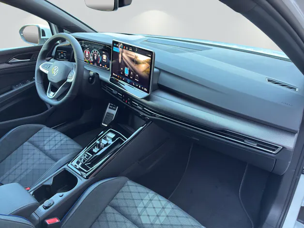 VW Golf Variant 1.5 eTSI mHEV R-Line DSG