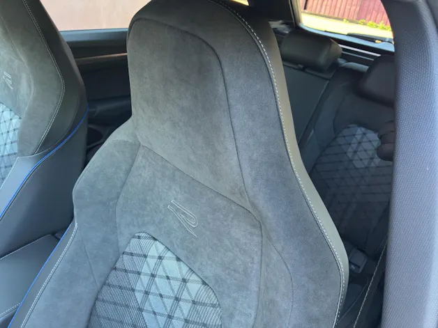VW Golf Variant 1.5 eTSI mHEV R-Line DSG