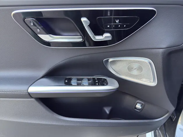 MERCEDES-BENZ C 220 d T 4 Matic