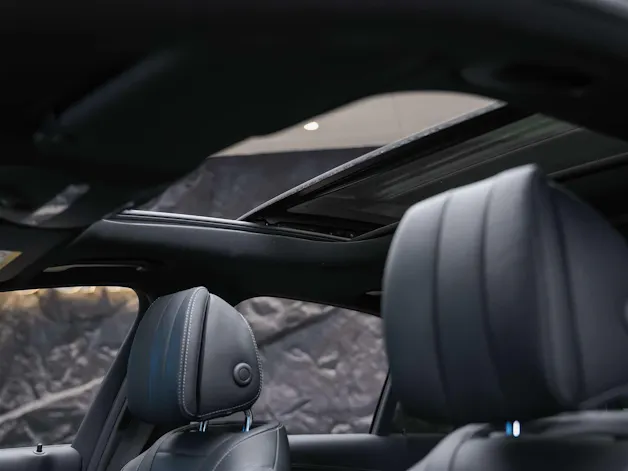 MERCEDES-BENZ E 220 d AMG Line 4Matic 9G-Tronic Panorama*Sitzbelüftung*Lenkradheizung*Burmester*