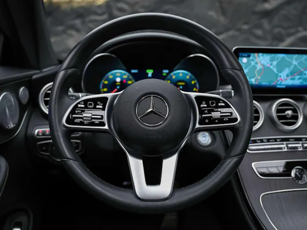 MERCEDES-BENZ C 200 Coupé 4Matic AMG Line 9G-Tronic *CH-Fahrzeug*Sternen Himmel*Panorama*Sitzbelüftung*