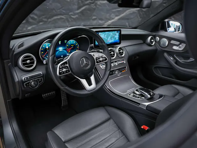 MERCEDES-BENZ C 200 Coupé 4Matic AMG Line 9G-Tronic *CH-Fahrzeug*Sternen Himmel*Panorama*Sitzbelüftung*