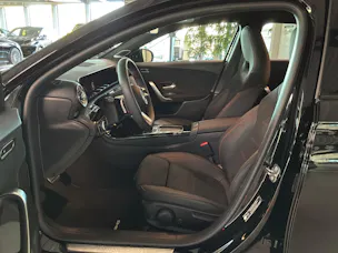 MERCEDES-BENZ A 220 4Matic 8G-DCT