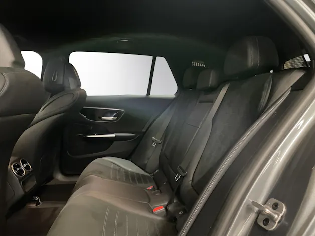 MERCEDES-BENZ C 220 d T AMG Line