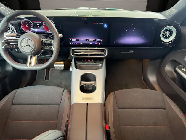 MERCEDES-BENZ CLA 350 4 Matic 85 kWh EQ