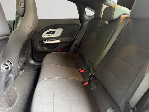 MERCEDES-BENZ CLA 350 4 Matic 85 kWh EQ