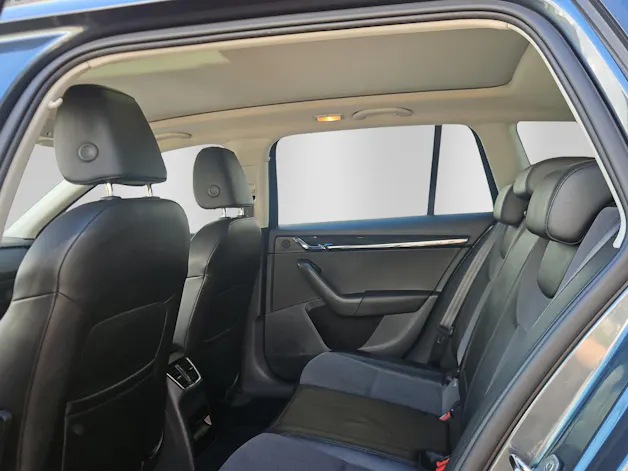 SKODA Octavia Combi 1.8 TSI Style 4x4 DSG