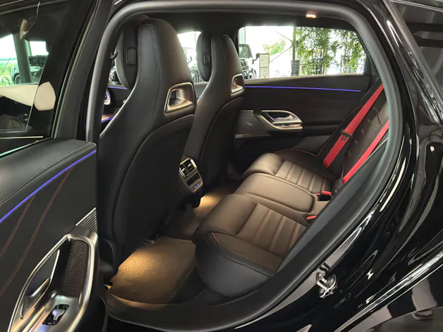 MERCEDES-BENZ C400 4Matic EQ Technologie
