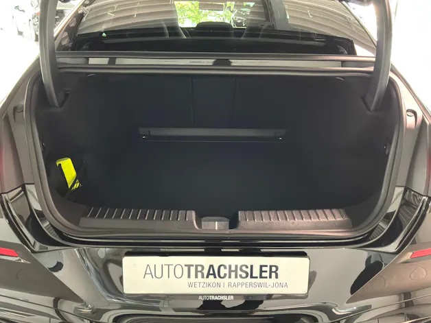 MERCEDES-BENZ C400 4Matic EQ Technologie