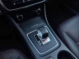 MERCEDES-BENZ CLA 45 AMG 4Matic Speedshift