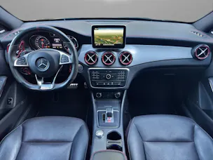MERCEDES-BENZ CLA 45 AMG 4Matic Speedshift