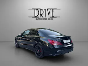 MERCEDES-BENZ CLA 45 AMG 4Matic Speedshift