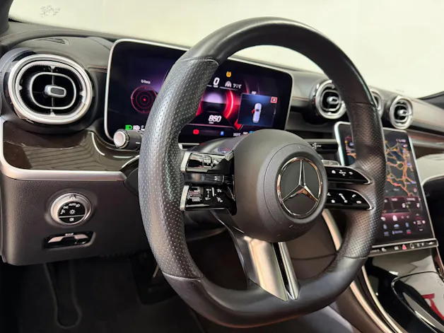 MERCEDES-BENZ C 220 d T 4Matic AMG Line