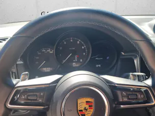 PORSCHE Macan PDK
