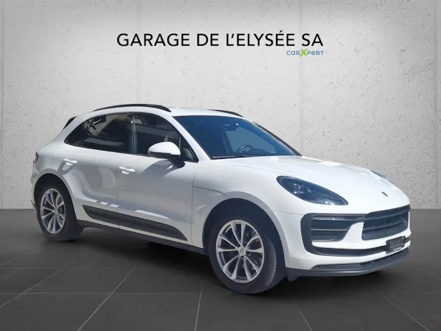 PORSCHE Macan PDK