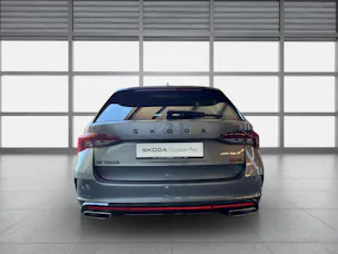 SKODA Octavia Combi 2.0 TSI DSG RS