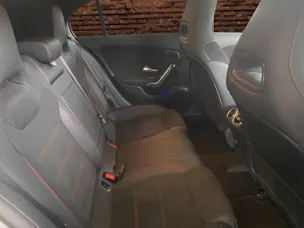 MERCEDES-BENZ A 250 AMG Line 4Matic