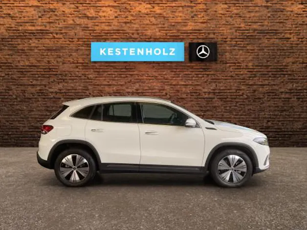 MERCEDES-BENZ EQA 250