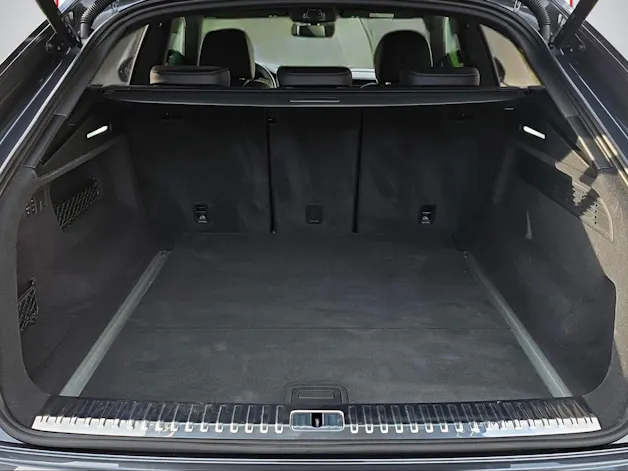 AUDI Q8 SUV TDI quattro 210 kW tiptronic