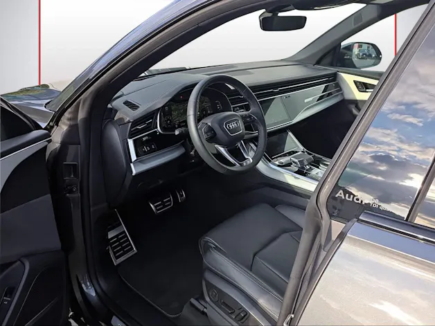AUDI Q8 SUV TDI quattro 210 kW tiptronic