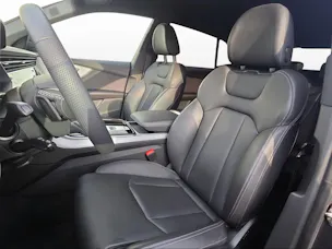 AUDI Q8 SUV TDI quattro 210 kW tiptronic