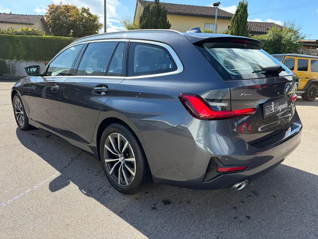 BMW 320d xDrive Touring Steptronic