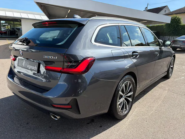 BMW 320d xDrive Touring Steptronic