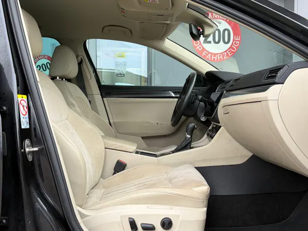 SKODA Superb Combi 2.0 TSI Style DSG