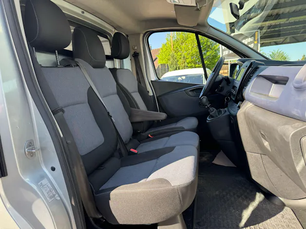 OPEL Vivaro 1.6 BiTurbo CDTI ecoFLEX 2.9t L2H1