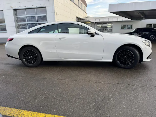 MERCEDES-BENZ E 200 Coupé Avantgarde 9G-Tronic