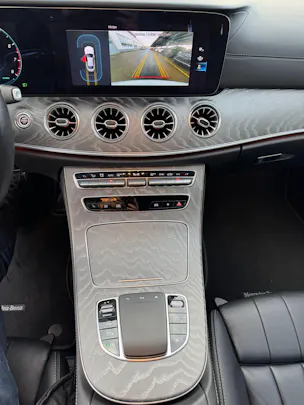 MERCEDES-BENZ E 200 Coupé Avantgarde 9G-Tronic