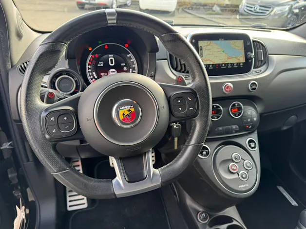 FIAT 595 1.4 16V Turbo Abarth Turismo Dualogic