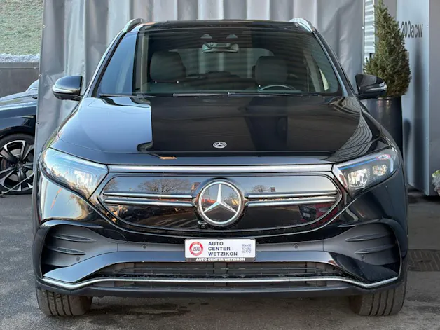 MERCEDES-BENZ EQA 300 AMG Line 4Matic