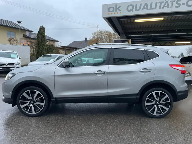 NISSAN Qashqai 1.2 DIG-T acenta Xtronic CVT