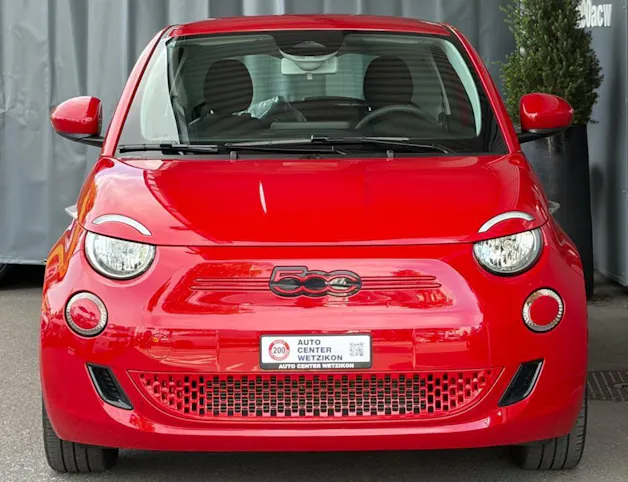 FIAT 500 electric 87 kW Red