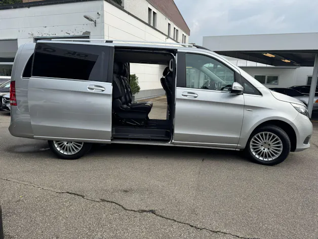 MERCEDES-BENZ V 250 d Avantgarde lang 4Matic 7G-Tronic
