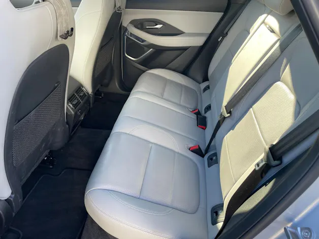 Jaguar E-Pace 2.0 P250 R-Dynamic AWD SE