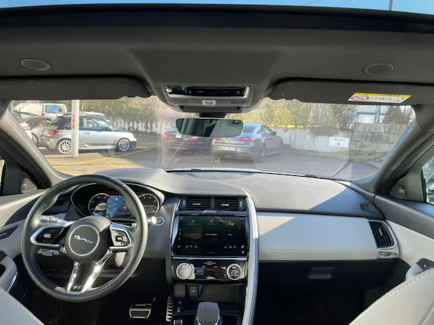 Jaguar E-Pace 2.0 P250 R-Dynamic AWD SE