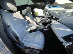 Jaguar E-Pace 2.0 P250 R-Dynamic AWD SE