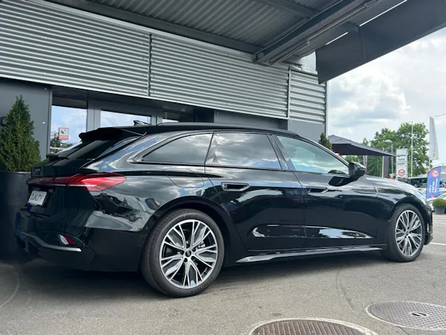 AUDI A5 Avant TDi quattro S line Edition One